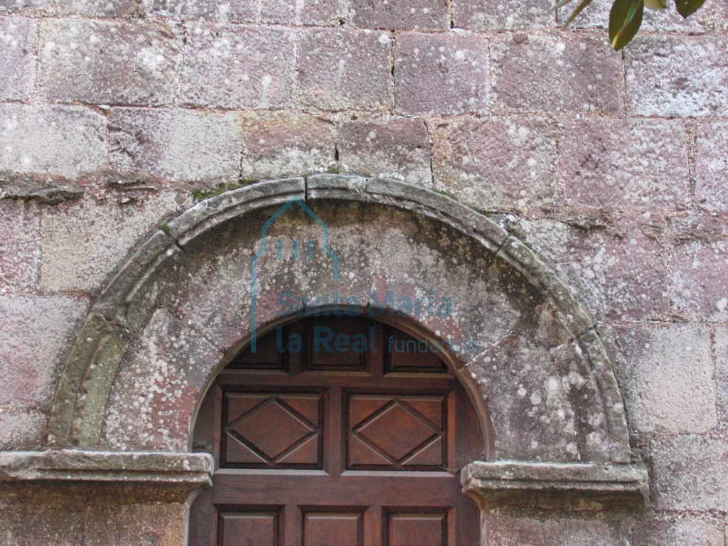 Detalle de la portada septentrional