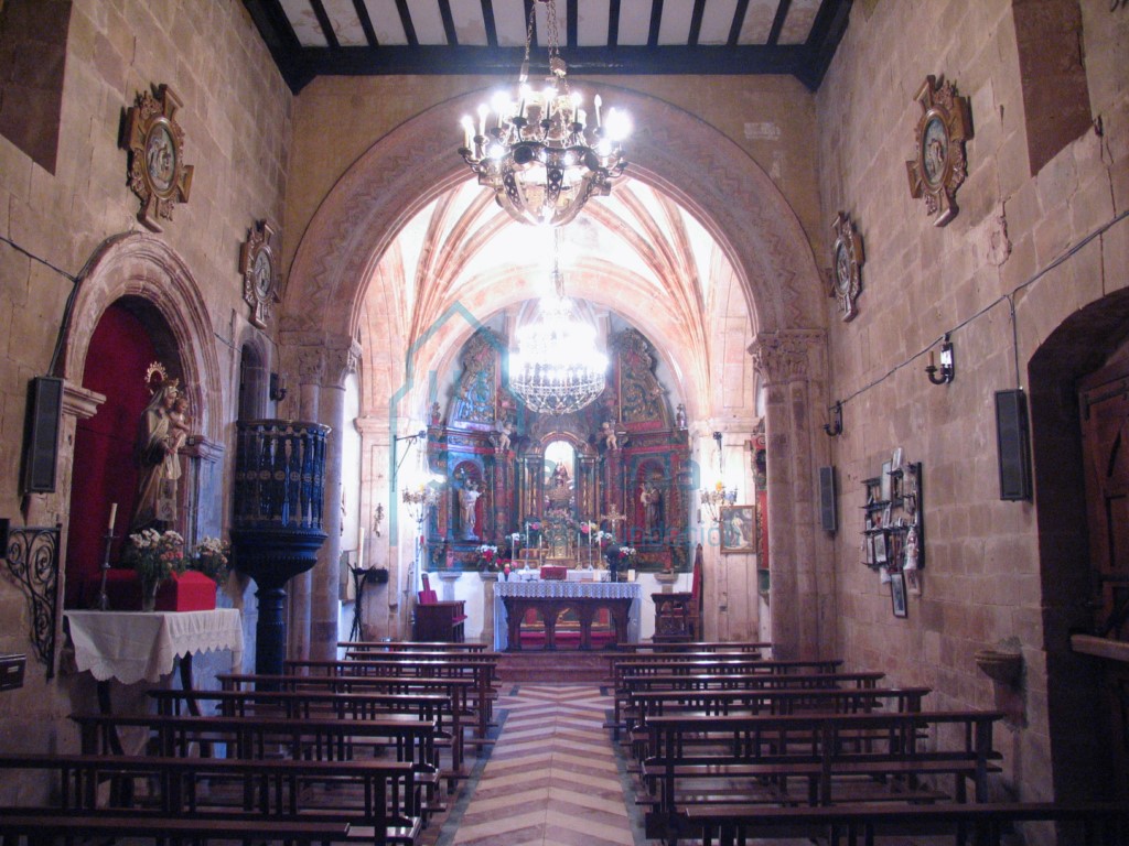 Interior de la iglesia
