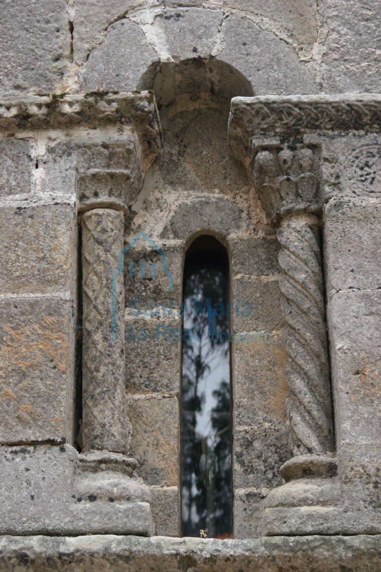 Ventana del ábside