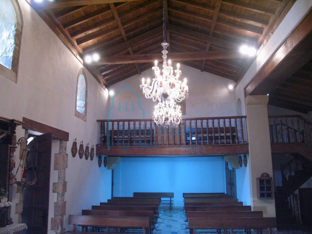 Interior desde la cabecera