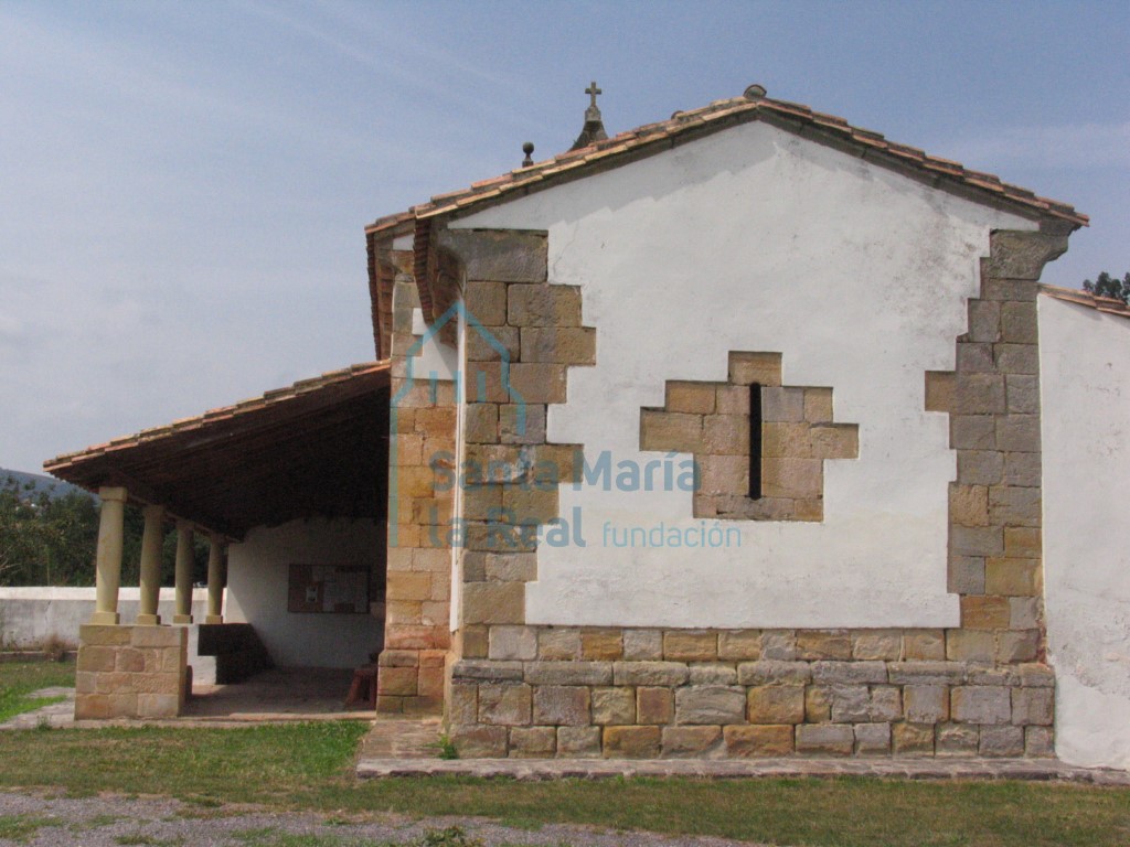 Exterior de la fachada oeste