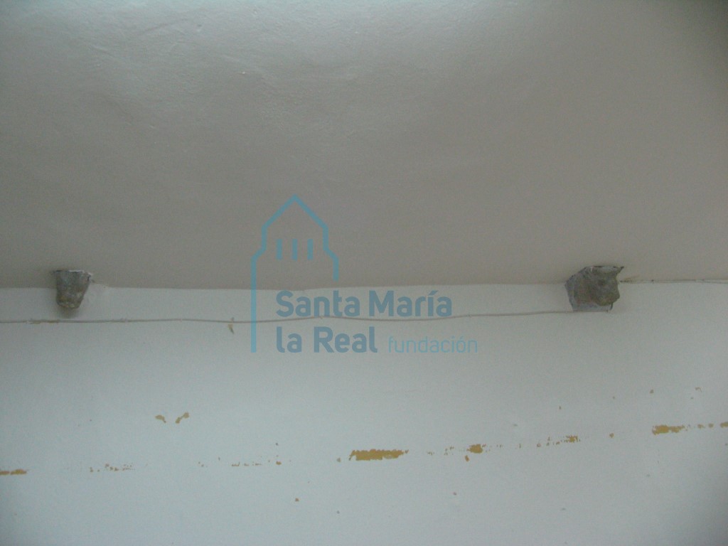 Canecillos situados en la estancia de catequesis