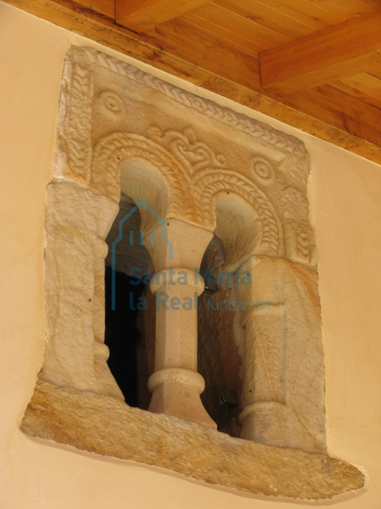 Ventana prerrománica Ventana prerrománica