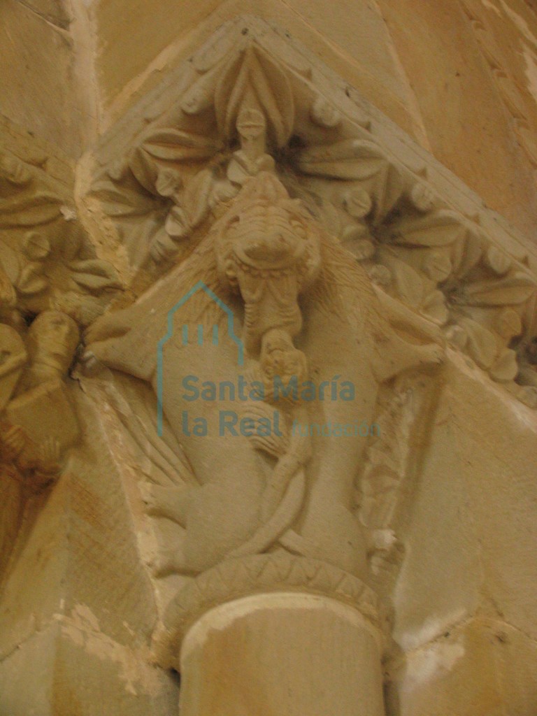 Capitel del arco triunfal, lado de la epístola