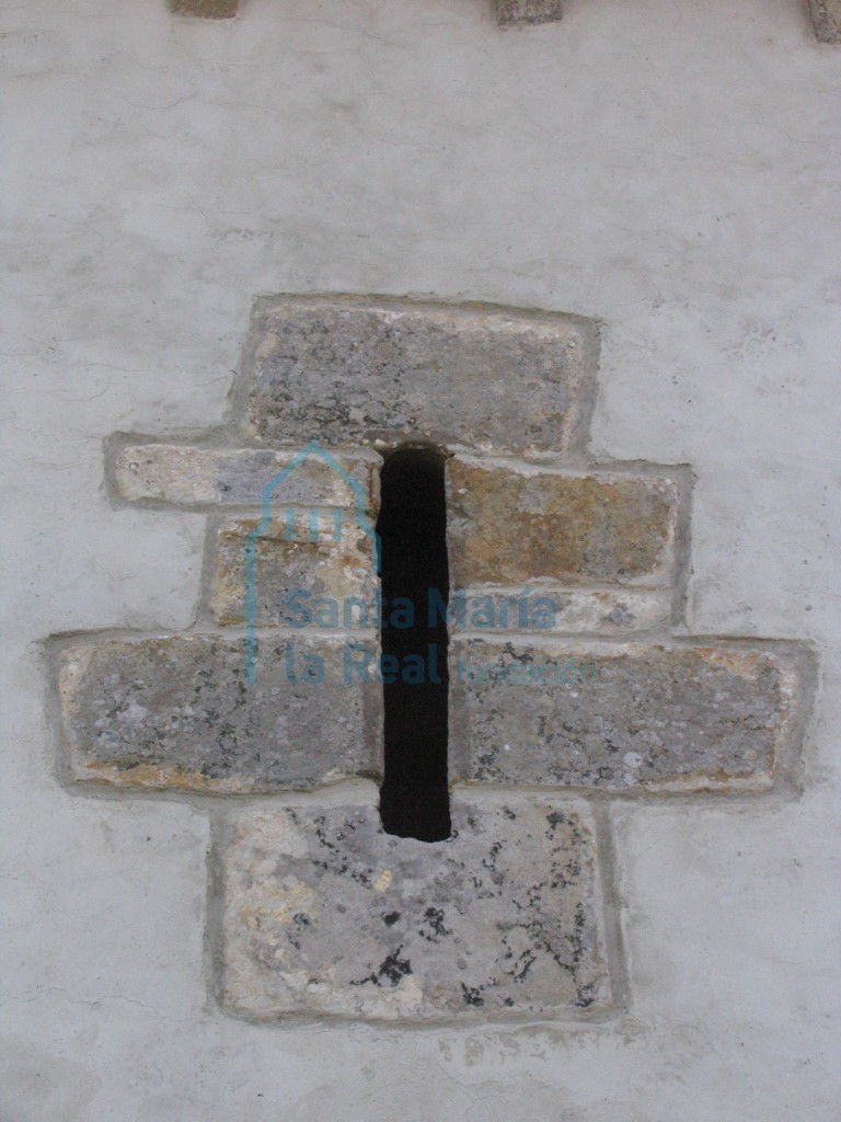 Vano de muro norte de la nave