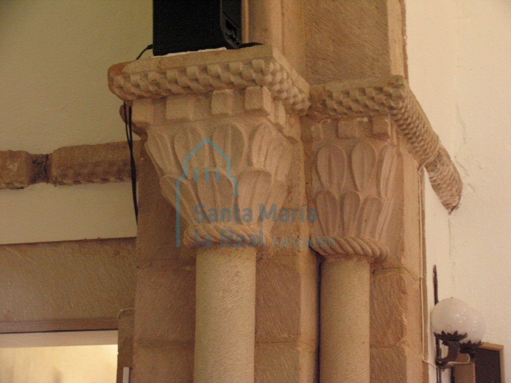 Capiteles del arco triunfal