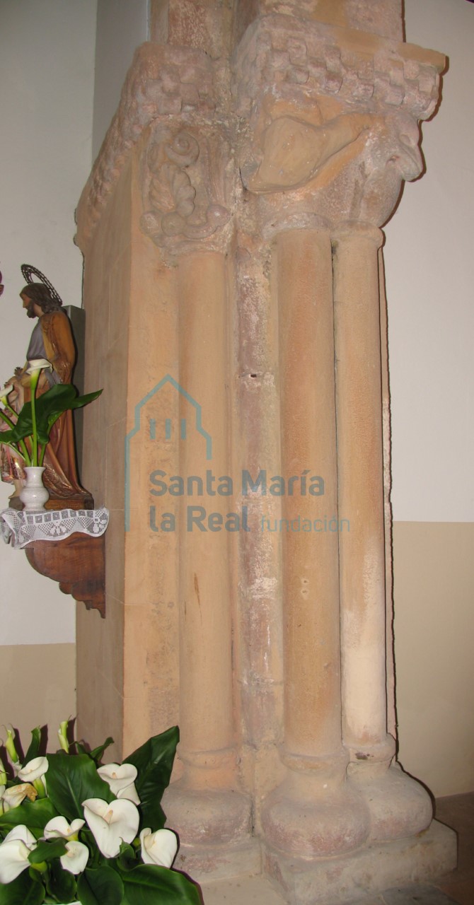 Lateral izquierdo del arco triunfal