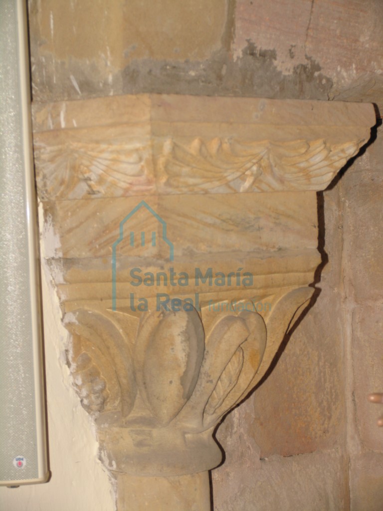 Exterior de una ventana de la fachada sur