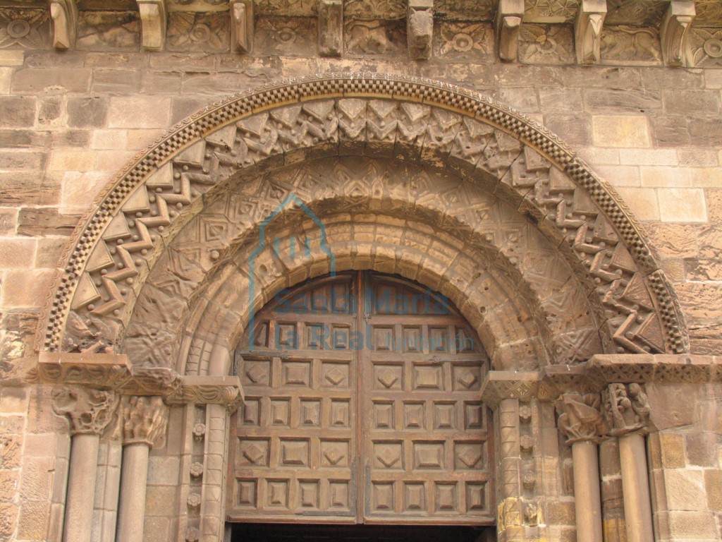 Arco de la portada principal