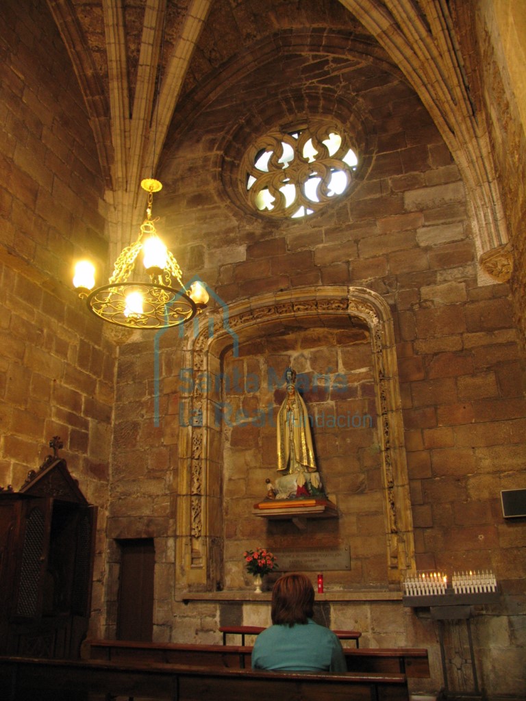 Interior de la capilla lateral izquierda