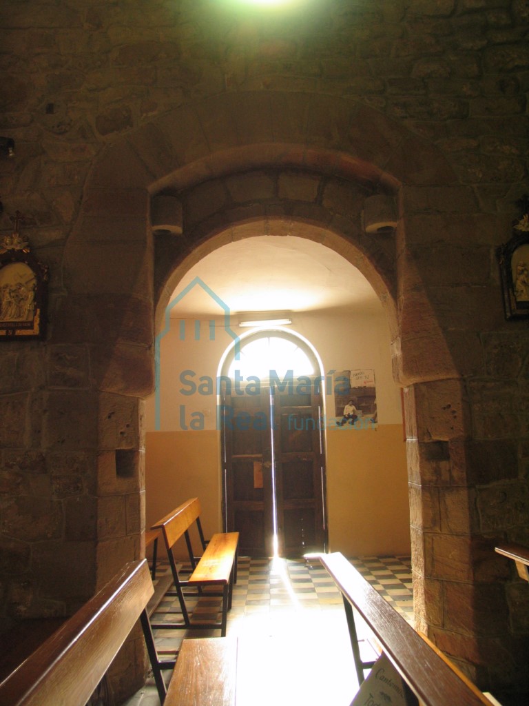 Portada desde el interior