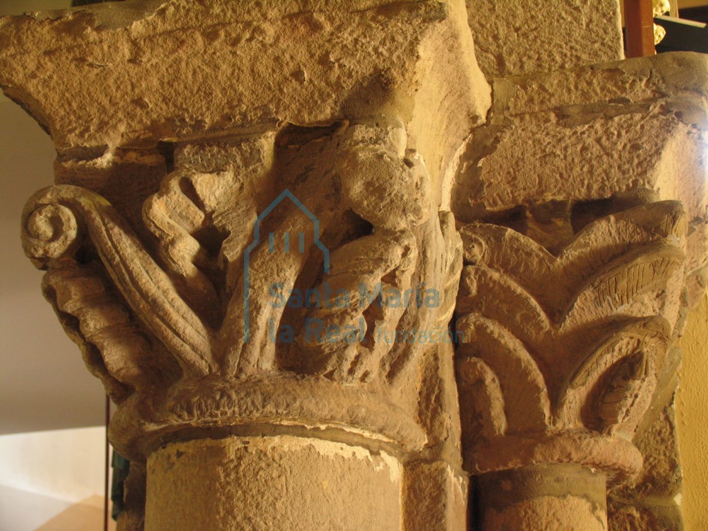 Capiteles del lateral izquierdo del arco triunfal Capiteles del lateral izquierdo del arco triunfal