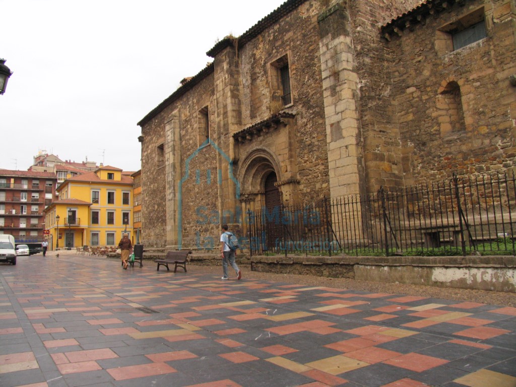 Exterior de la fachada sur