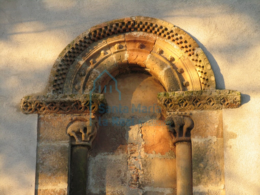 Ventana exterior del ábside