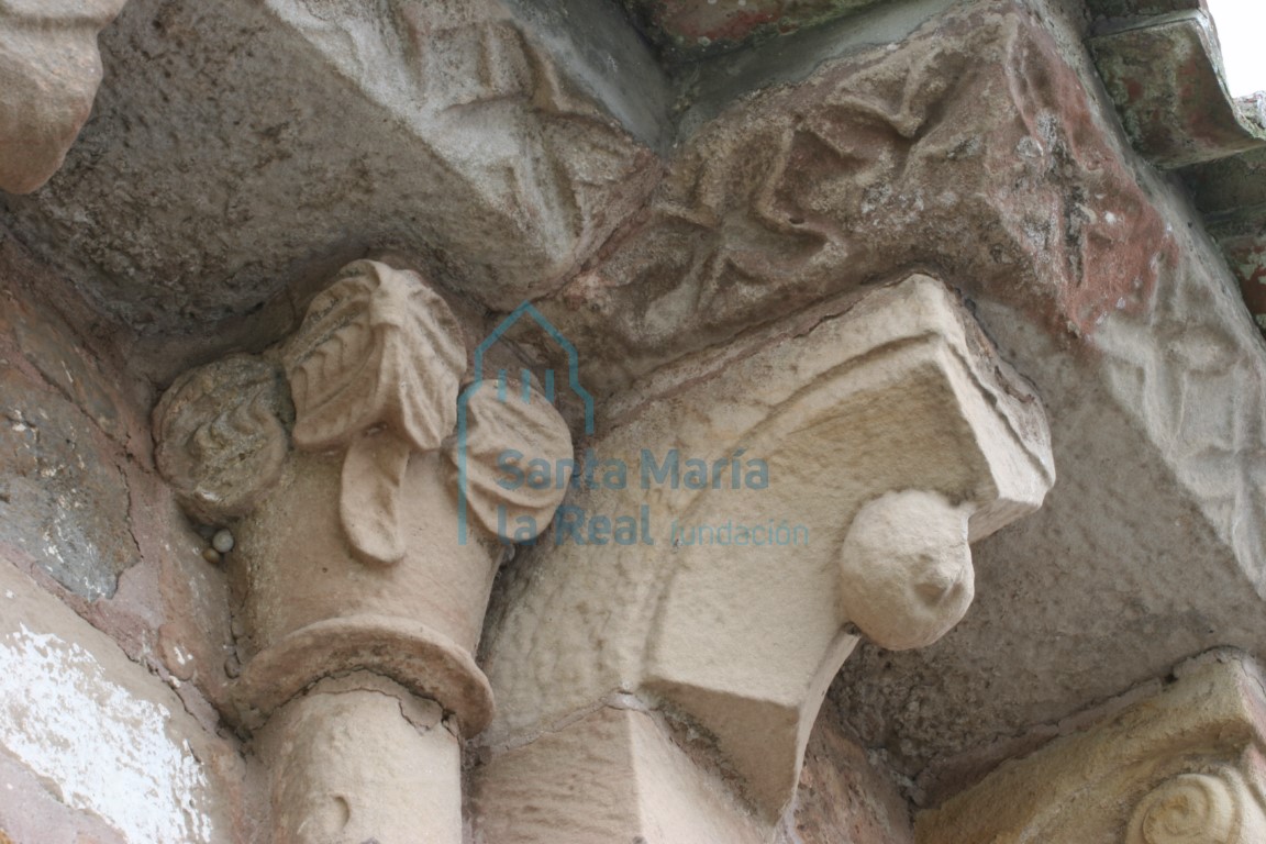 Canecillos del ábside