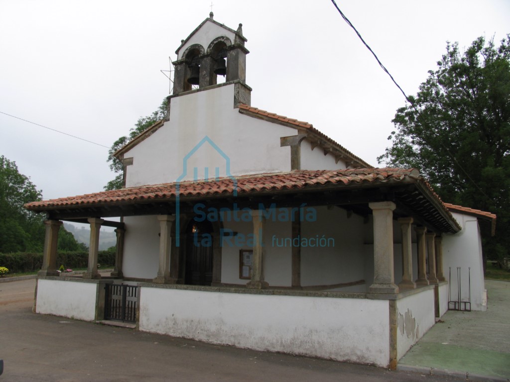 Exterior desde el oeste