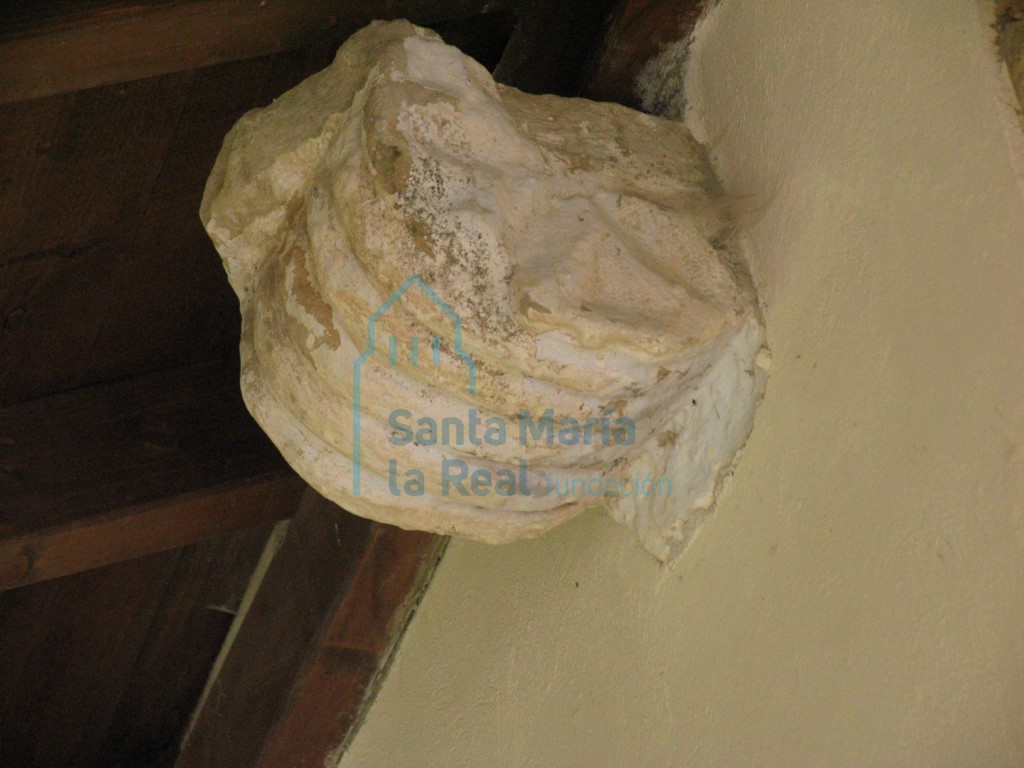 Canecillo prerrománico
