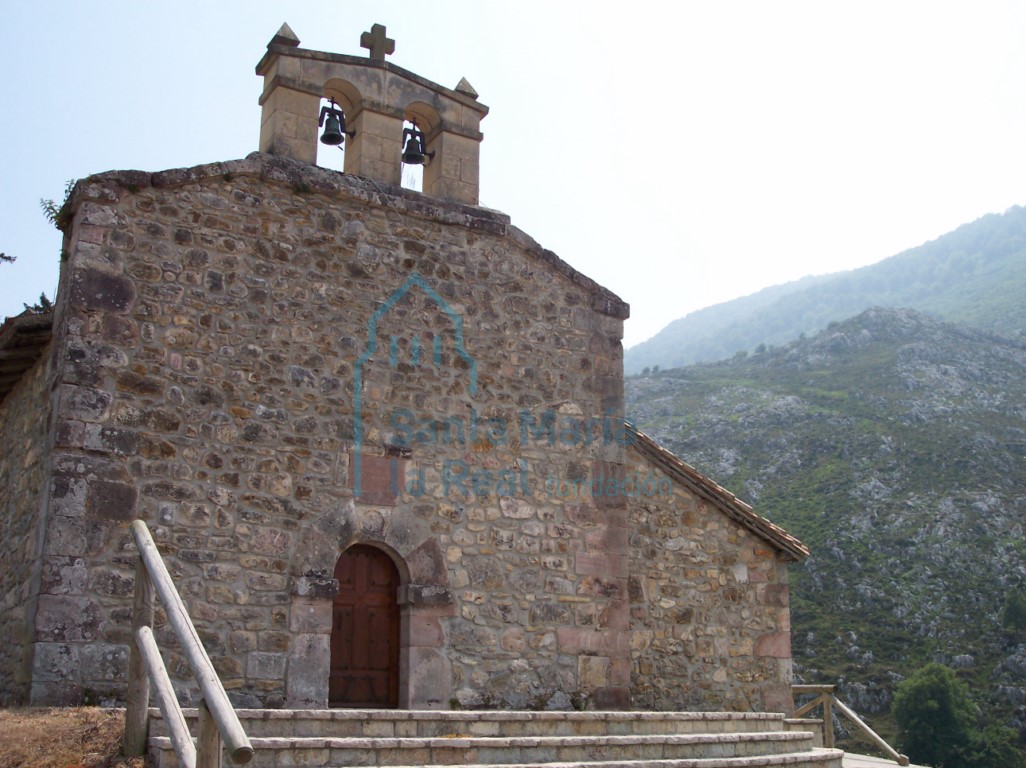 Exterior de la fachada occidental