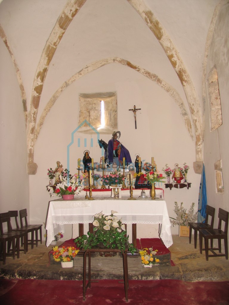 Interior de la cabecera