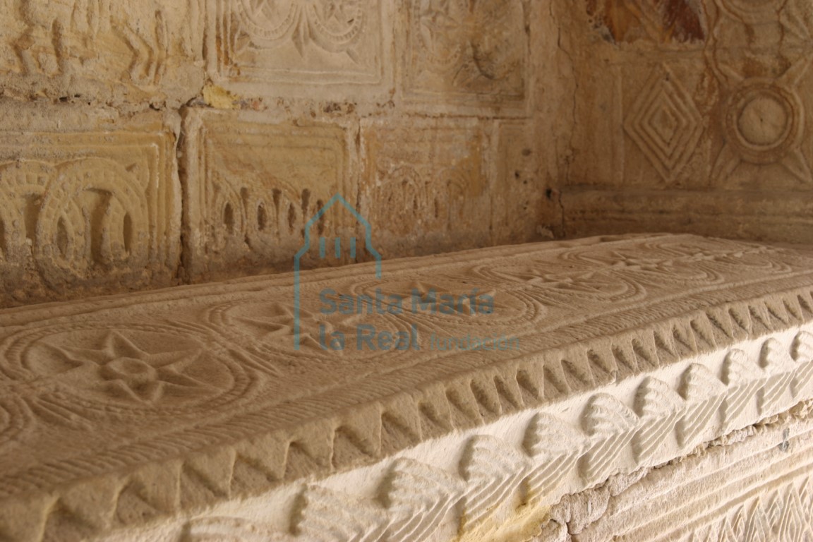 Detalle del arcosolio de la izquierda