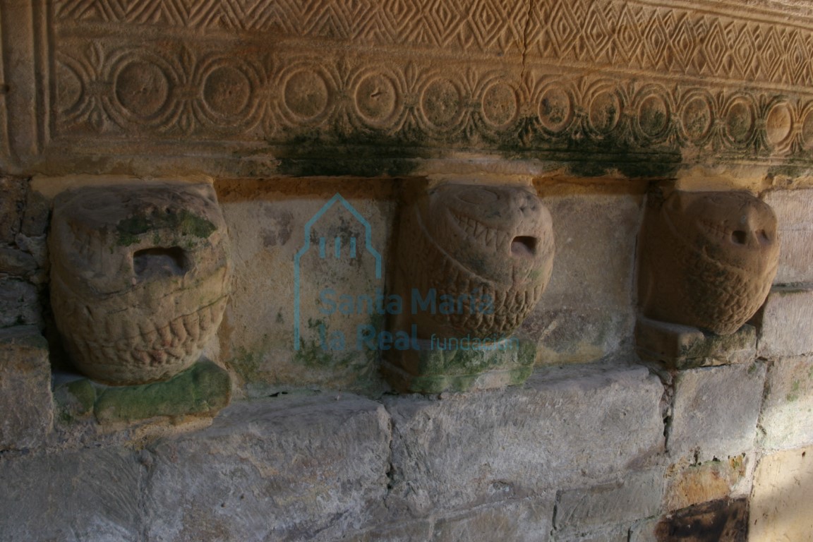 Detalle del arcosolio de la izquierda