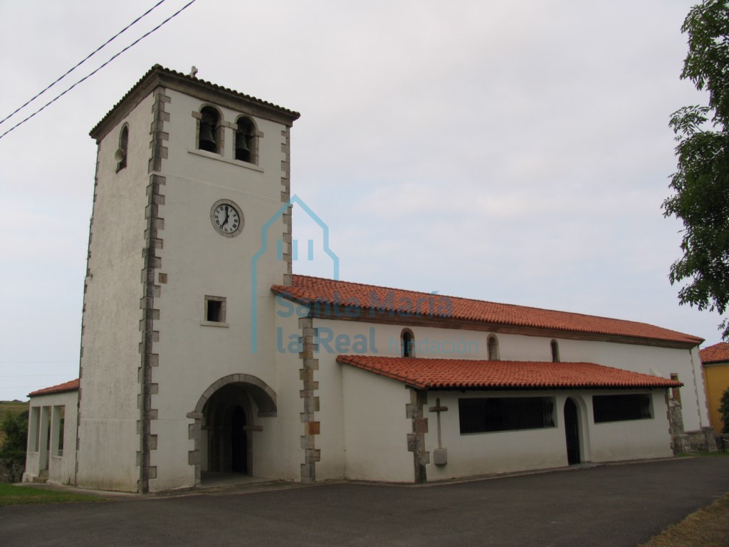 Vista del exterior de la iglesia
