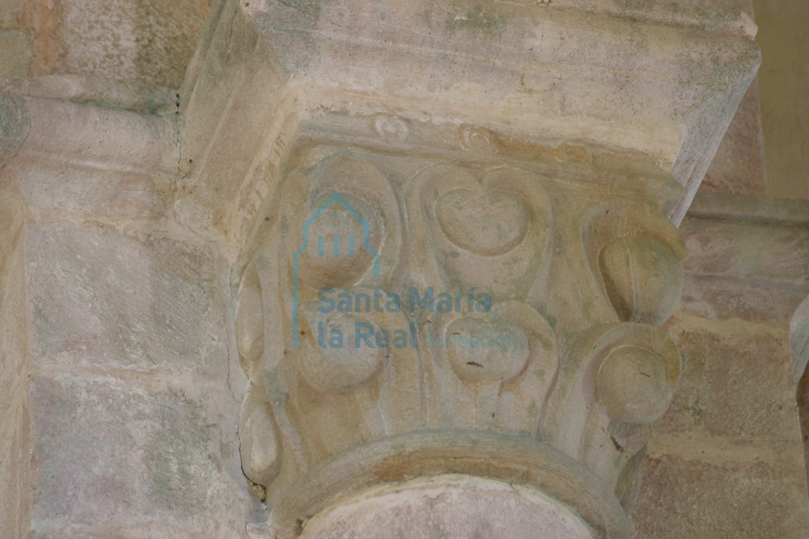 Capitel del crucero
