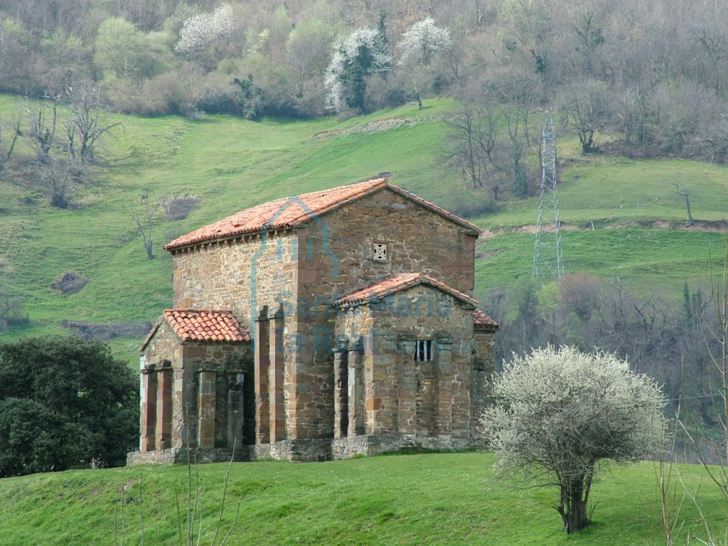 Vista general de la iglesia