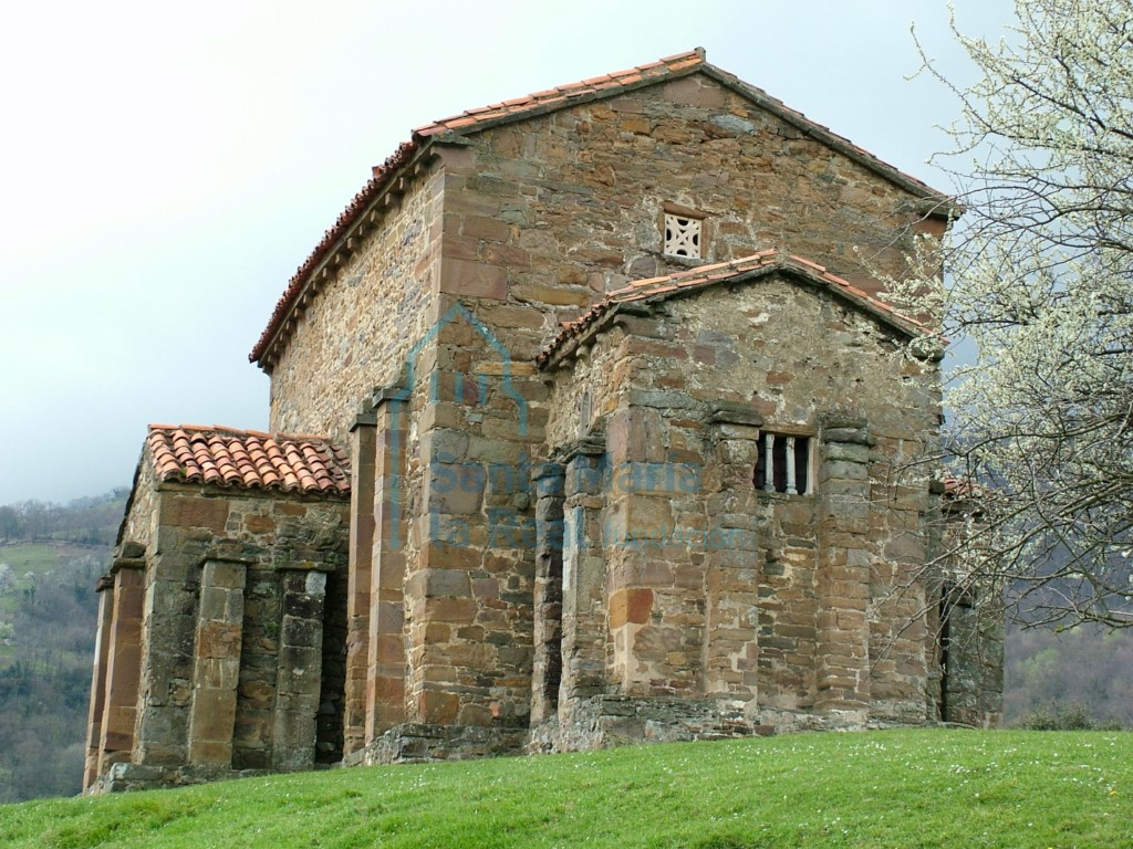 Exterior del lado oriental