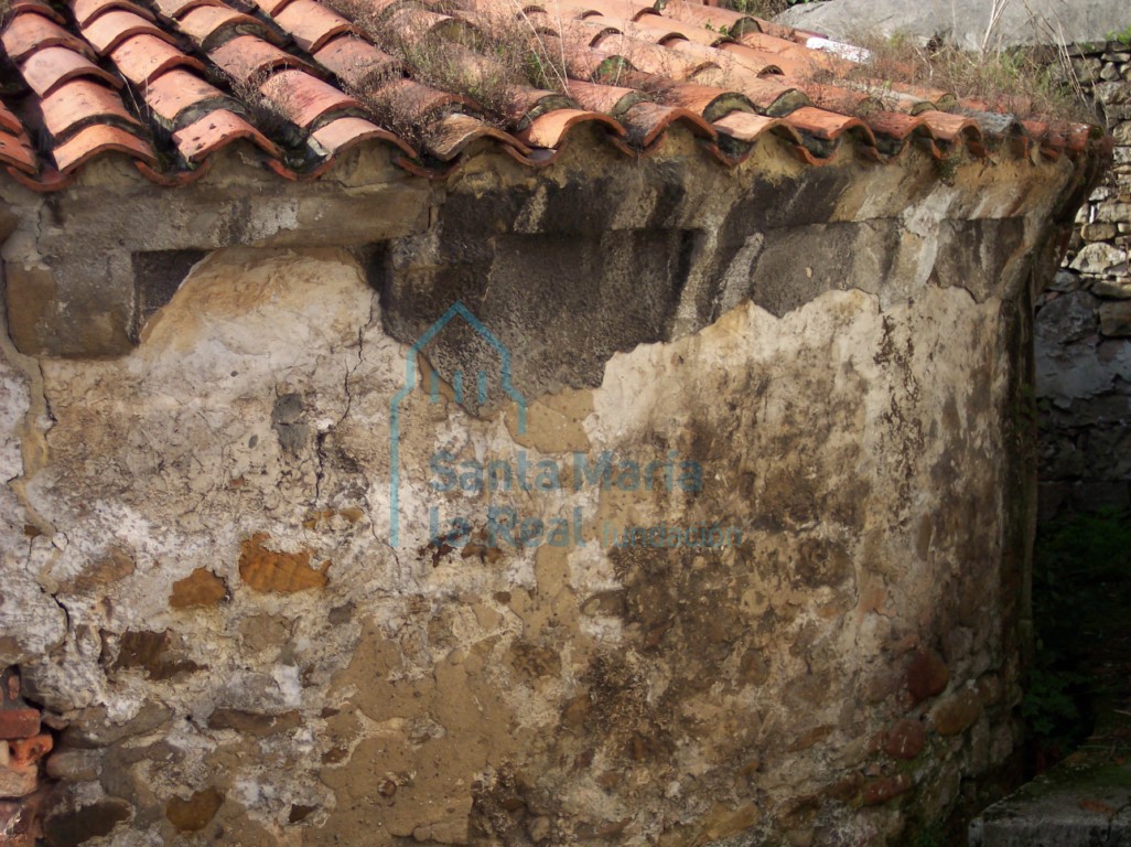 Detalle del exterior del ábside