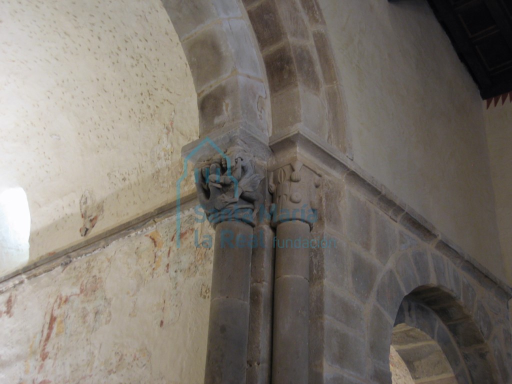 Capiteles del arco triunfal