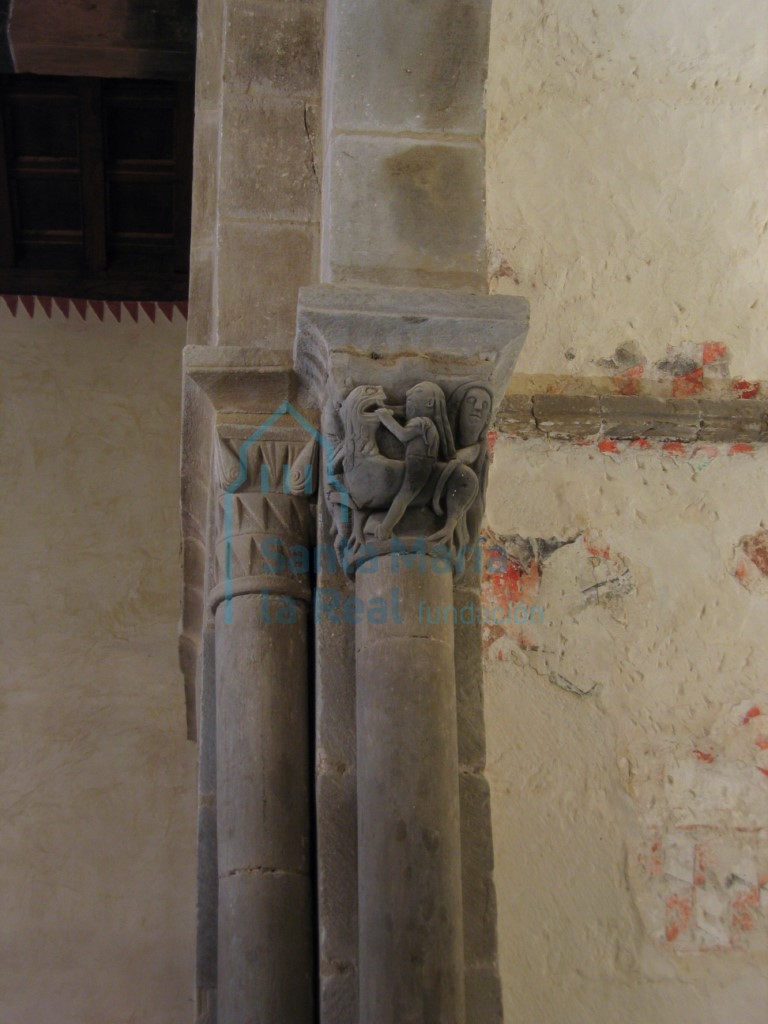 Capiteles del arco triunfal