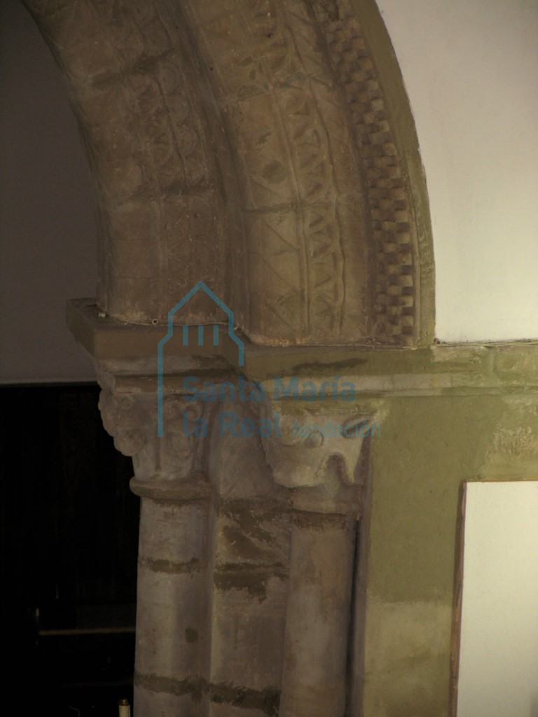 Detalle del lado derecho del arco triunfal