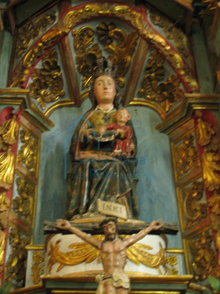 Talla de la Virgen con el Niño Talla de la Virgen con el Niño