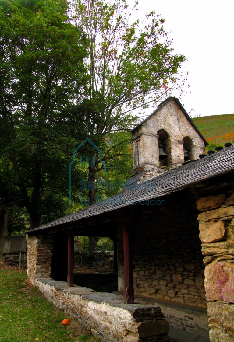 Exterior del lado meridional