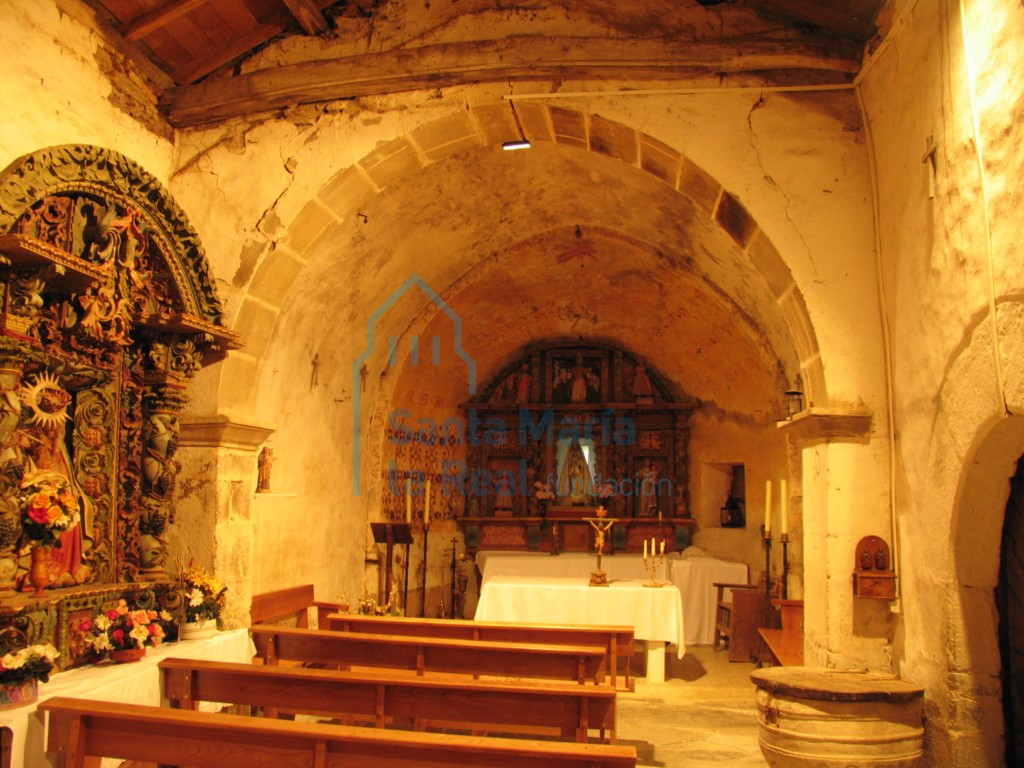 Interior desde el ábside