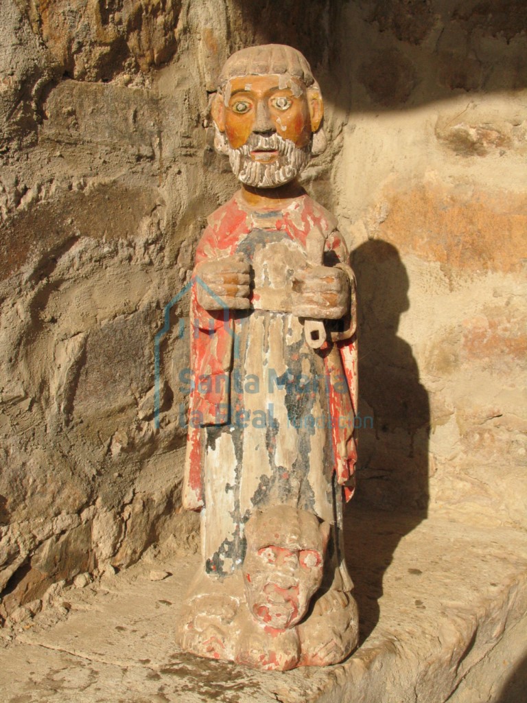Vista frontal de la talla de San Bartolomé