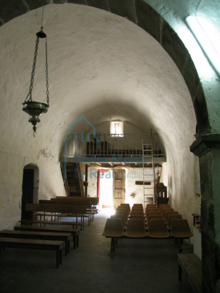 Nave vista desde la cabecera