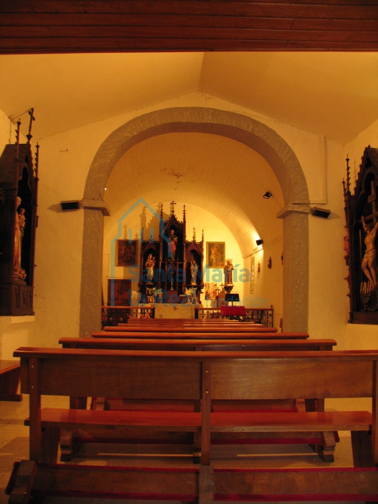 Nave en el interior