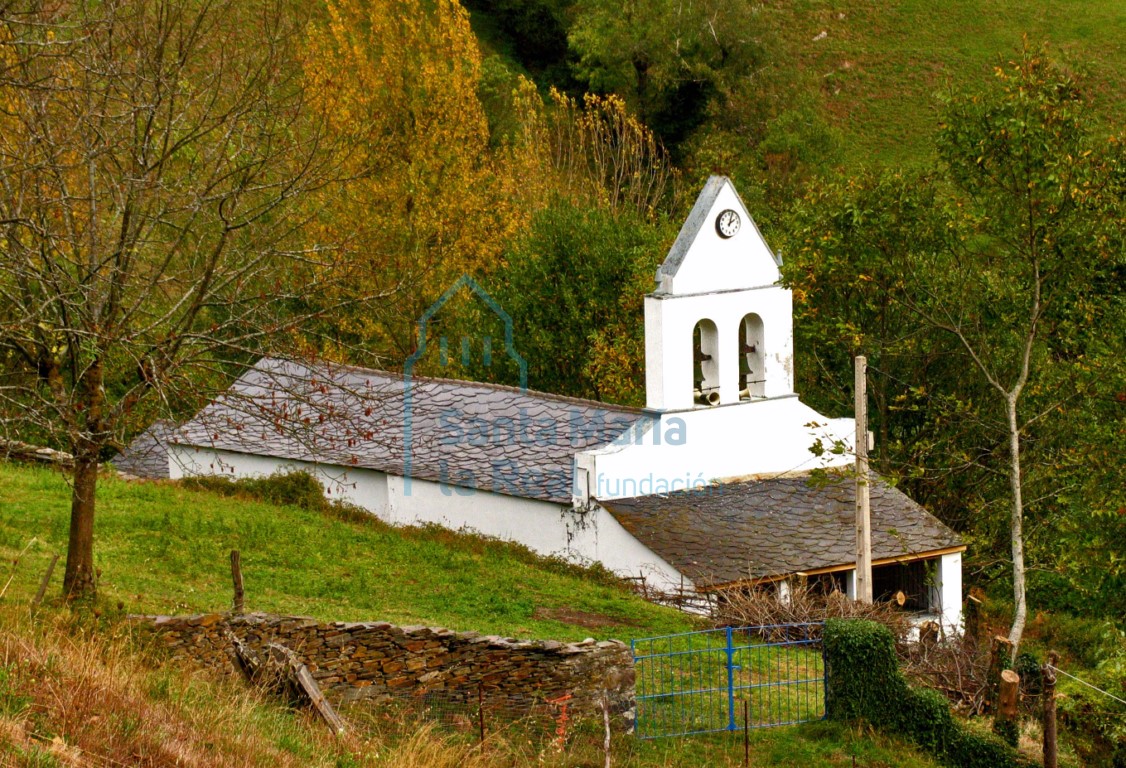 Paisaje y vista de la iglesia