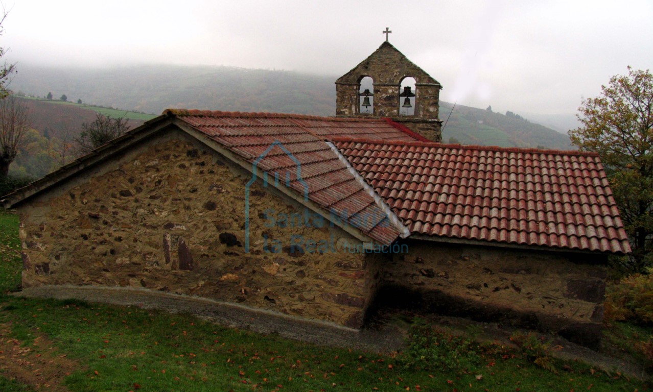Exterior. Vista de la cabecera