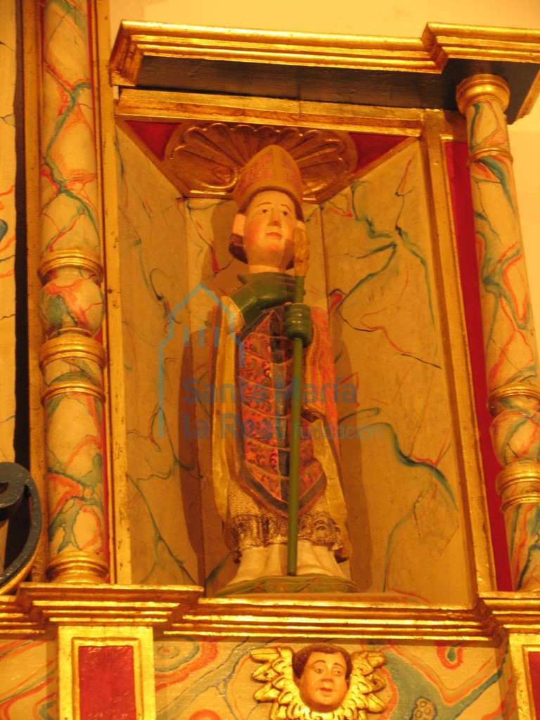 Detalle lateral del retablo del altar mayor. San Blas