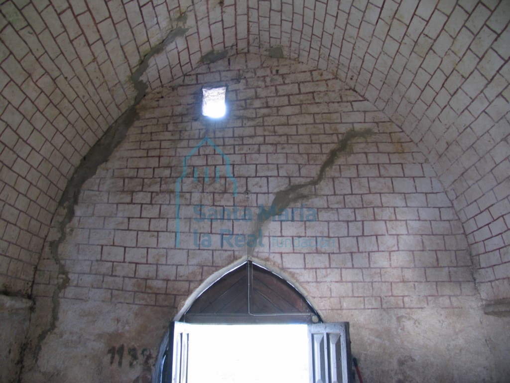 Capilla con el sarcófago de Santo Dolfo, vista hacia la cabecera