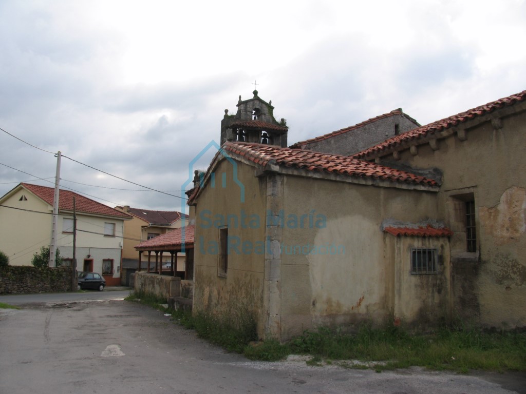 Exterior desde la fachada meridional