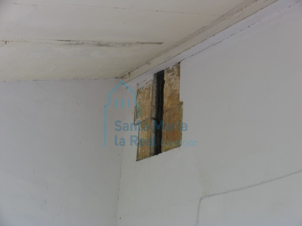 Saetera en el muro sur