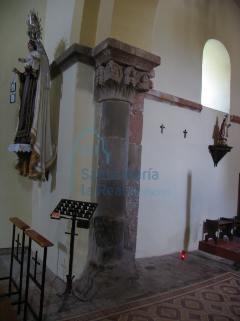 Interior del flanco norte de la cabecera