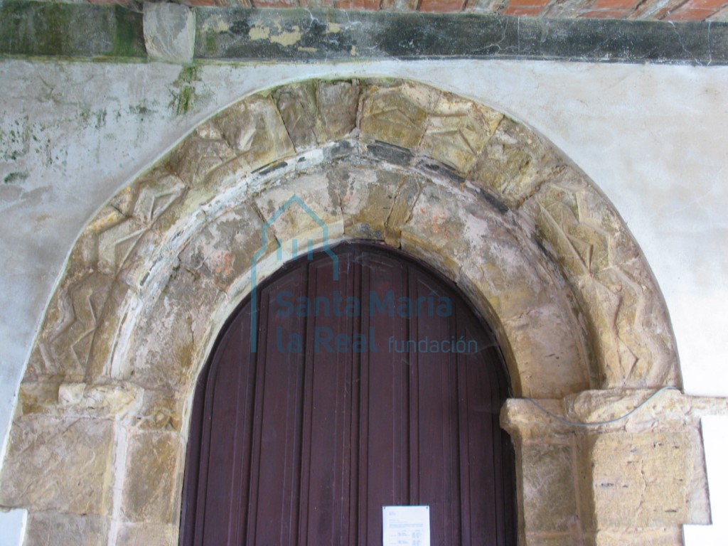 Detalle de la portada occidental