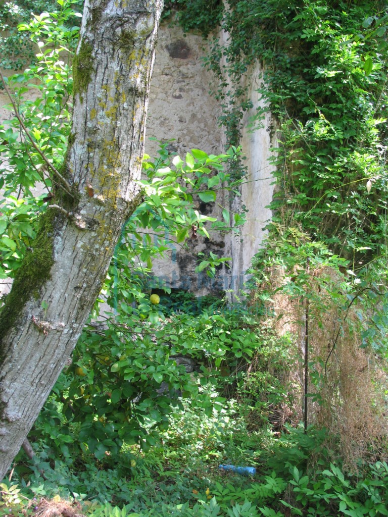 Muros del antiguo monasterio