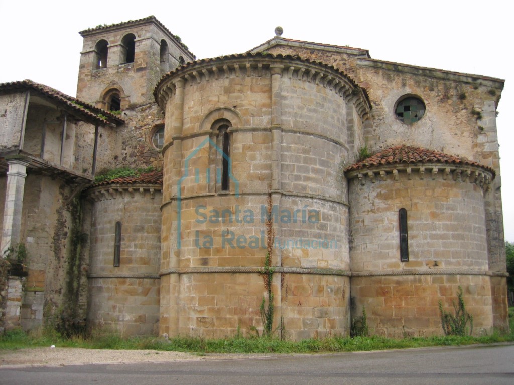 Vista exterior de la cabecera