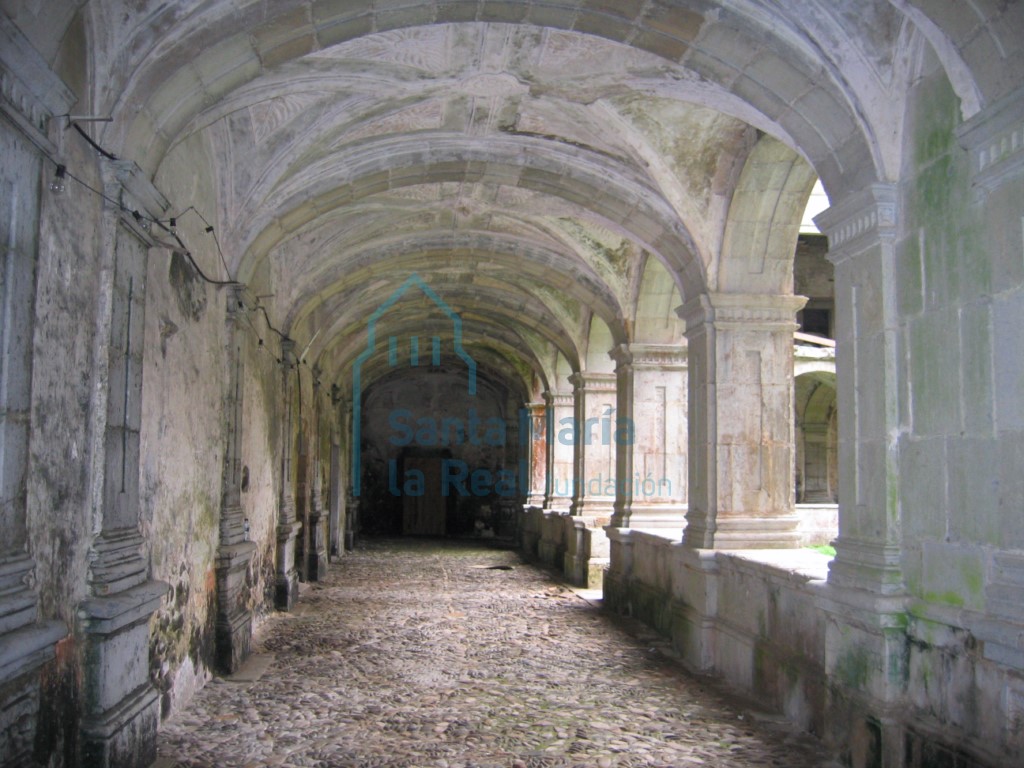 Claustro interior